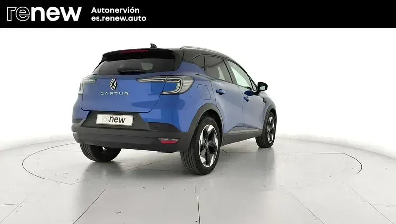 Usado Renault Captur Techno 100 CV (73 kW) 2025 Negro SUV