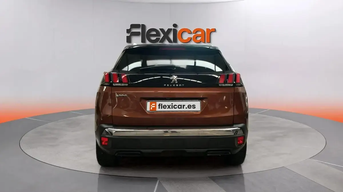 Usado Peugeot 3008 Allure 150 CV (110 kW) 2021 Naranja SUV