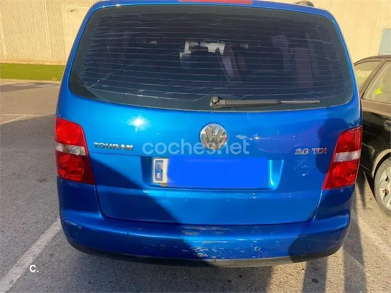 Usado VW Touran Advance 136 CV (100 kW) 2004 Azul Monovolumen
