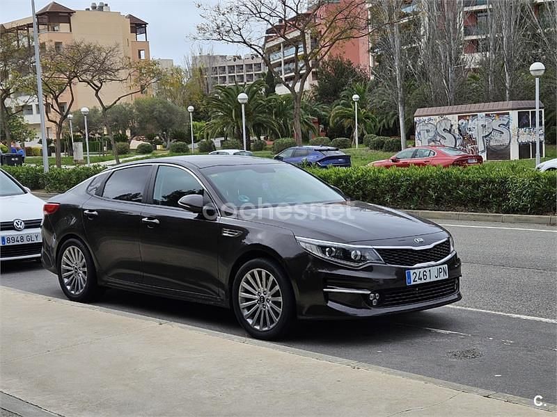 Marrón Usado 2016 Kia Optima Berlina | 12.950 € (Precio justo) - Imagen 1/4