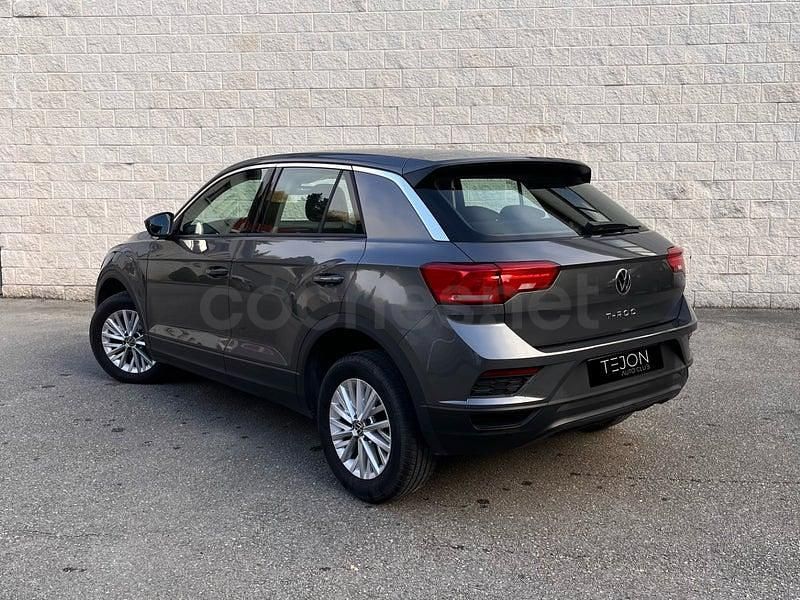 Usado VW T-Roc Edition 115 CV (84 kW) 2020 Gris / plata SUV