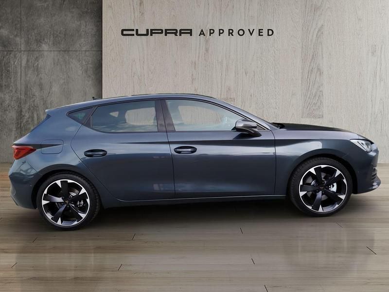 Usado Cupra Leon 204 CV (150 kW) 2024 Gris Utilitario