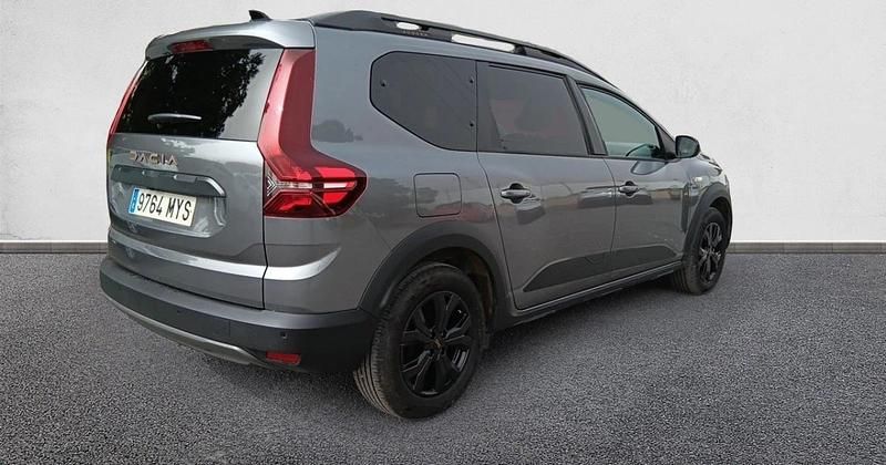 Usado Dacia Jogger Extreme 140 CV (102 kW) 2025 Monovolumen