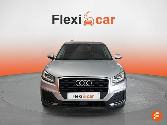 Usado Audi Q2 Advanced Plus 116 CV (85 kW) 2020 Gris SUV