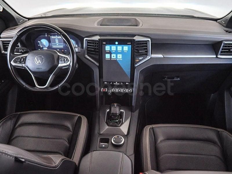 Usado VW Amarok Aventura 240 CV (176 kW) 2024 Gris / plata Pickup/Camioneta