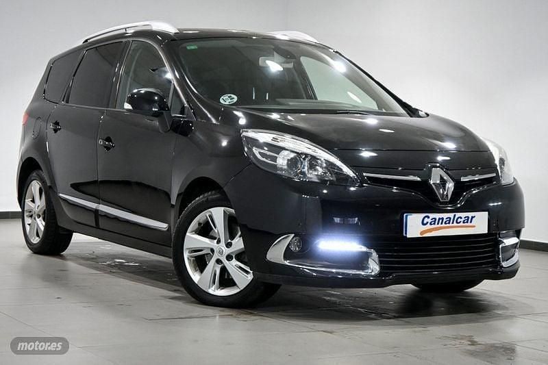 Usado Renault Grand Scénic III Dynamique 130 CV (95 kW) 2013 Negro Monovolumen