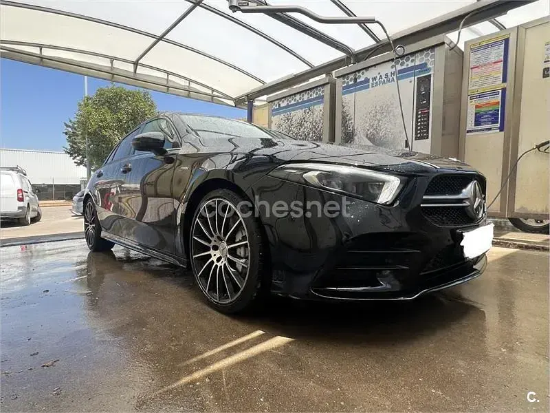 Usado Mercedes A35 AMG 306 CV (225 kW) 2019 Negro Berlina