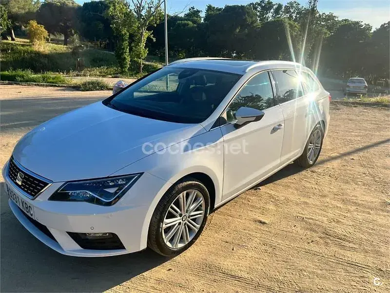 Usado Seat Leon ST 150 CV (110 kW) 2017 Blanco Familiar
