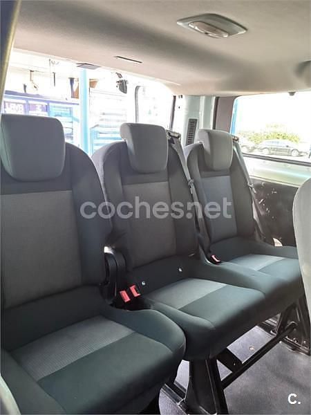 Usado Ford Tourneo Trend 105 CV (77 kW) 2018 Blanco Monovolumen