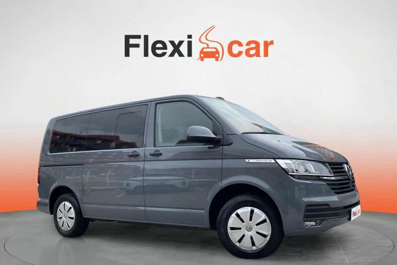Gris Usado 2023 VW Caravelle Monovolumen | 31.790 € (Precio justo) - Imagen 1/4