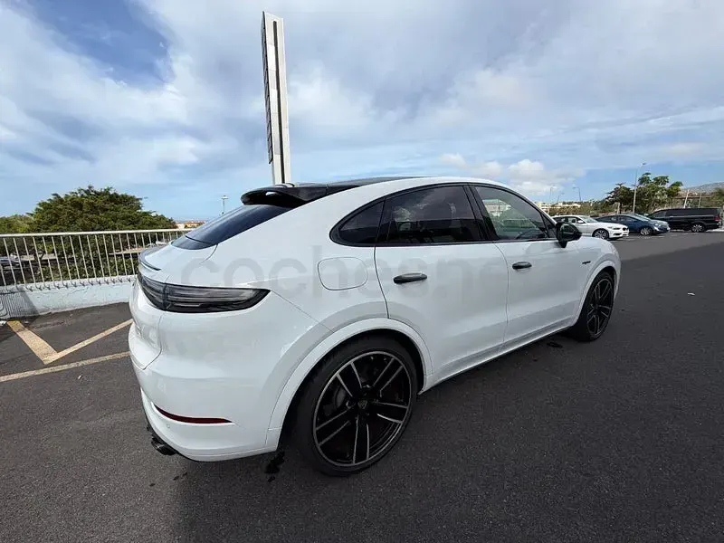 Usado Porsche Cayenne 462 CV (339 kW) 2021 Blanco SUV