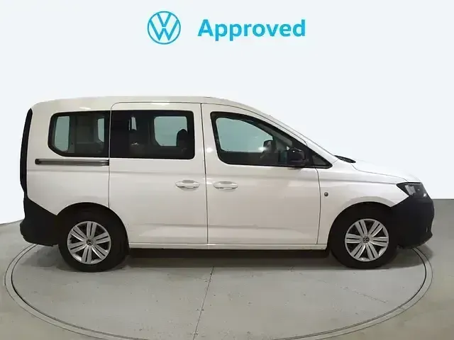 Usado VW Caddy 122 CV (89 kW) 2021 Blanco Monovolumen