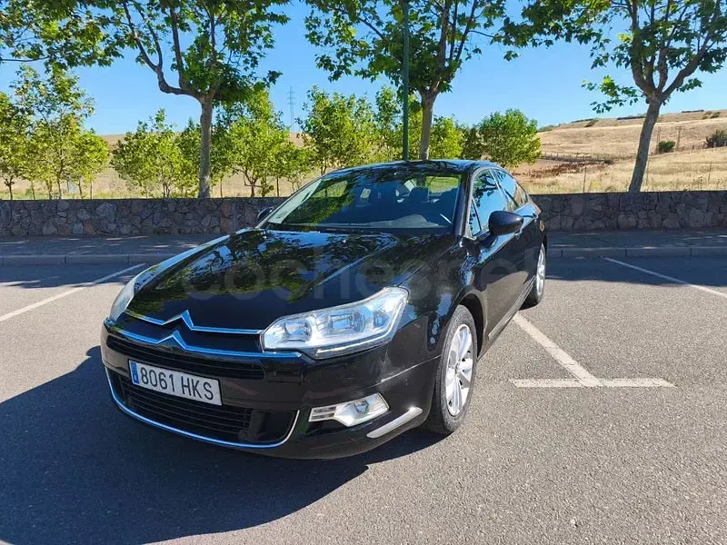 Usado Citroën C5 140 CV (102 kW) 2012 Negro Berlina