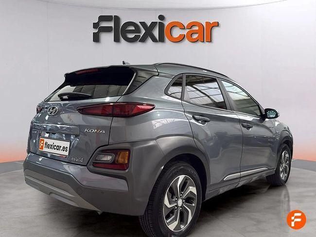Usado Hyundai Kona 141 CV (103 kW) 2020 Gris SUV