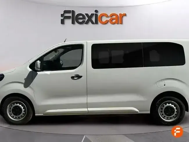 Usado Toyota Proace 120 CV (88 kW) 2021 Blanco Monovolumen