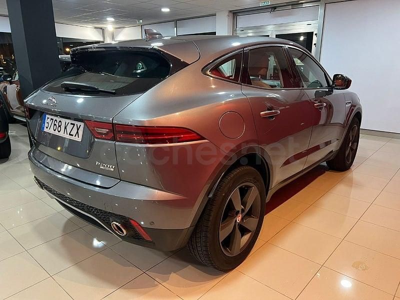 Usado Jaguar E-Pace 200 CV (147 kW) 2019 Gris / plata SUV