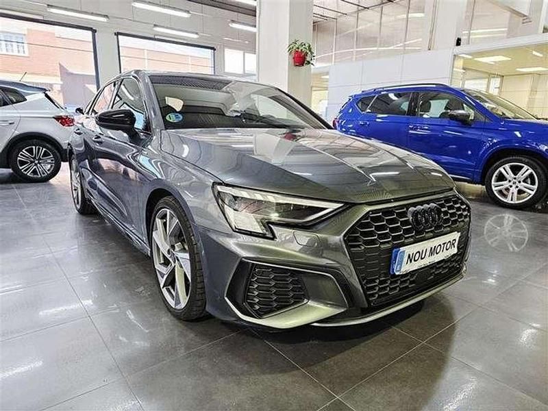 Usado Audi A3 Sportback 150 CV (110 kW) 2023 Gris Utilitario