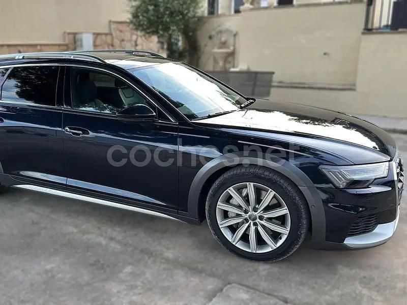 Usado Audi A6 Allroad Ambiente 350 CV (257 kW) 2020 Azul Familiar