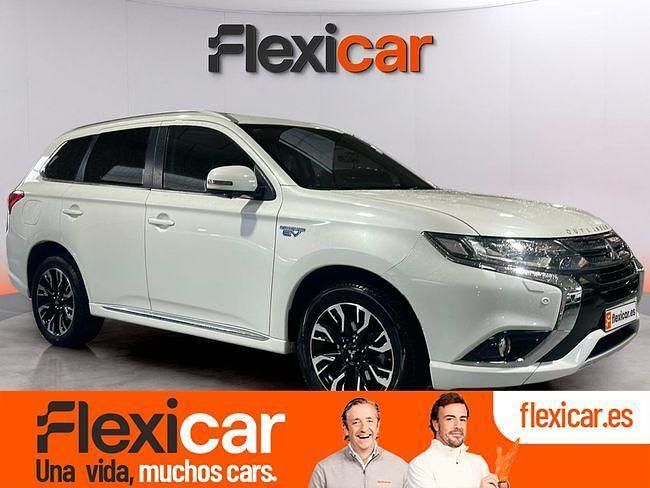 Usado Mitsubishi Outlander P-HEV 203 CV (149 kW) 2017 Blanco