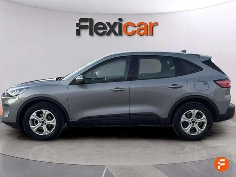 Usado Ford Kuga Trend 120 CV (88 kW) 2022 Gris SUV