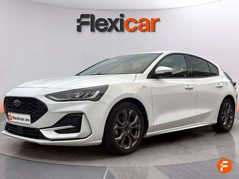 Usado Ford Focus ST-Line 155 CV (114 kW) 2024 Blanco Berlina