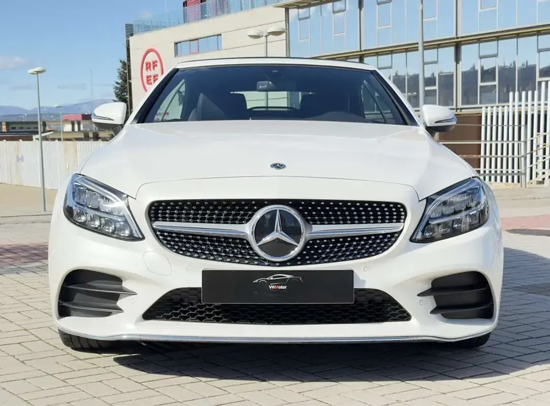 Usado Mercedes C300 258 CV (189 kW) 2022 Blanco Descapotable