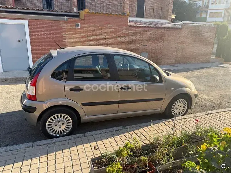 Usado Citroën C3 Exclusive 92 CV (67 kW) 2008 Beige Berlina