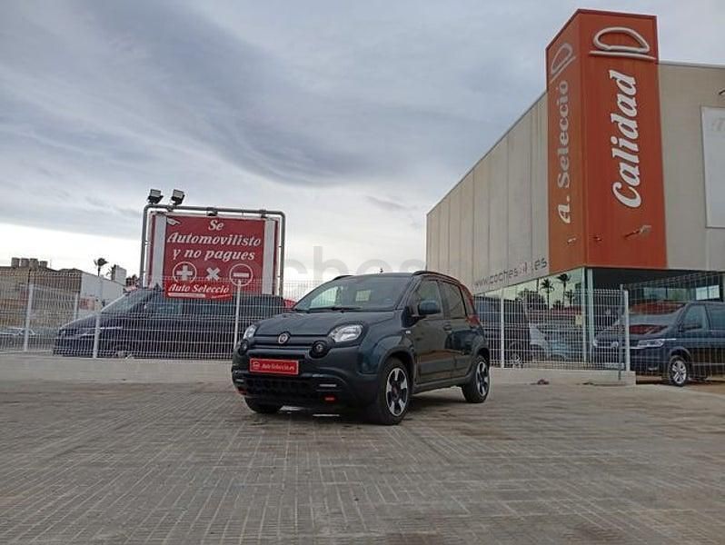 Usado Fiat Panda Cross Cross 70 CV (51 kW) 2023 Verde Utilitario