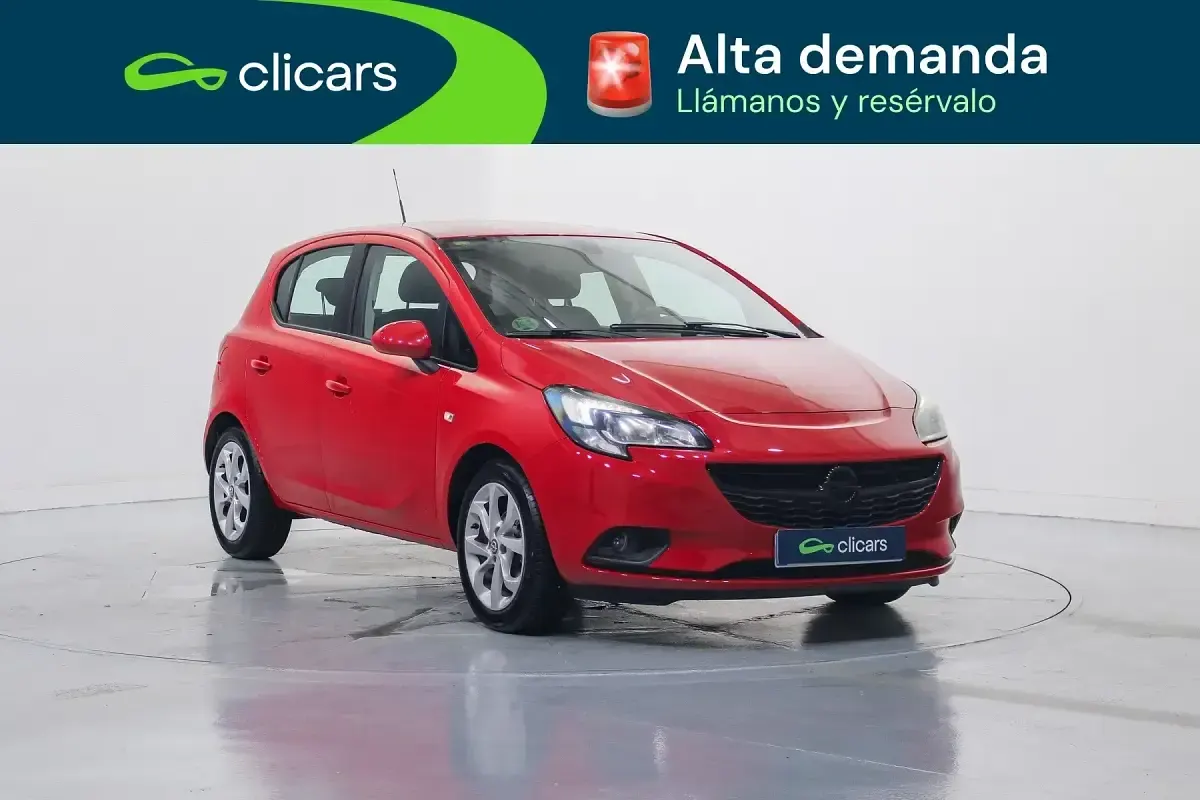 Usado Opel Corsa Selective 90 CV (66 kW) 2016 Rojo Utilitario