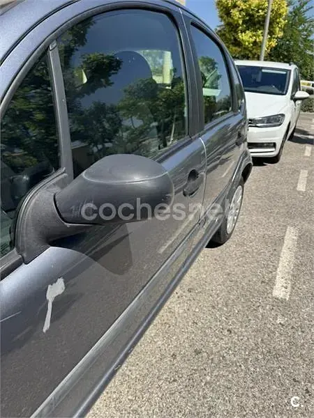 Usado Citroën C3 Furio 75 CV (55 kW) 2005 Gris / plata Berlina