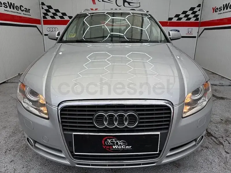 Usado Audi A4 140 CV (102 kW) 2007 Gris / plata Familiar