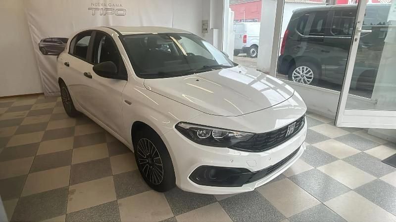 Nuevo Fiat Tipo 73 CV (53 kW) 2025 Blanco Utilitario