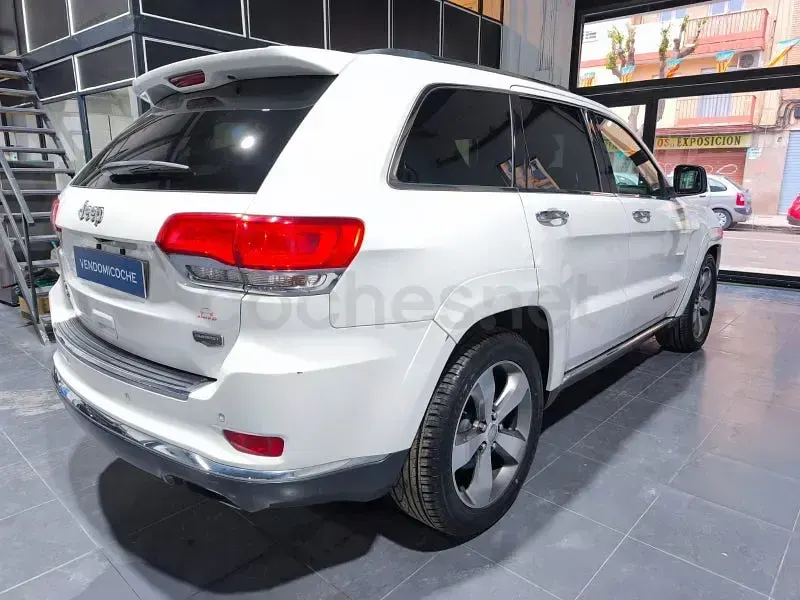 Usado Jeep Grand Cherokee Summit 250 CV (183 kW) 2017 Blanco SUV