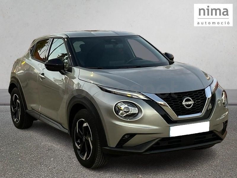 Usado Nissan Juke N-Connecta 114 CV (83 kW) 2024 Gris / plata SUV