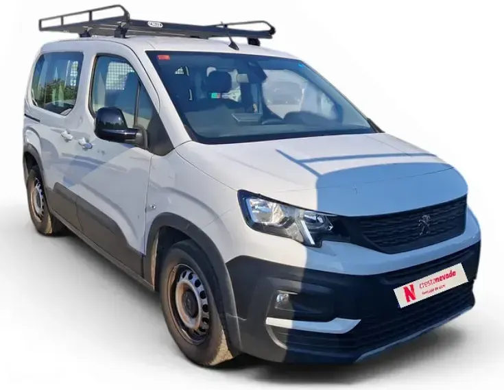 Usado Peugeot Rifter Business-Line 100 CV (73 kW) 2023 Blanco Monovolumen