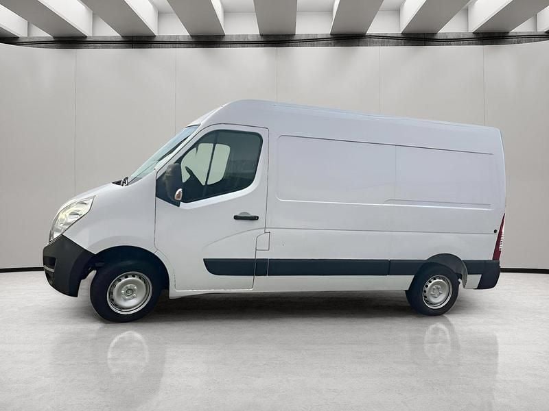 Usado Opel Movano 125 CV (91 kW) 2016 Blanco Van