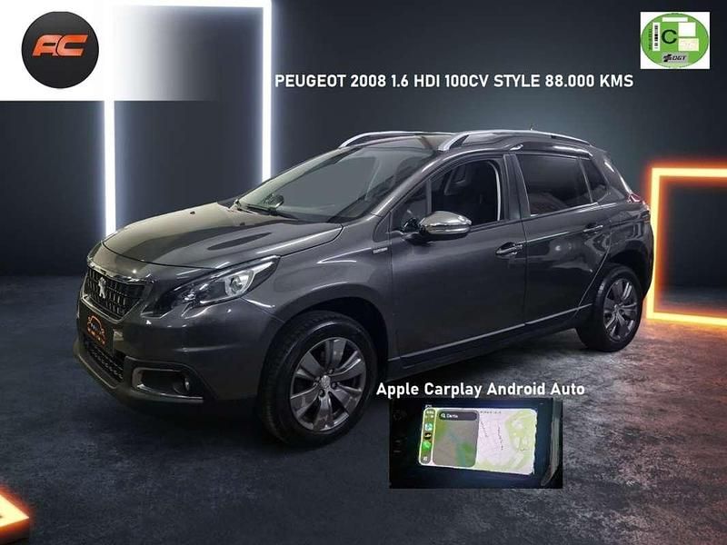 Usado Peugeot 2008 Style 99 CV (72 kW) 2018 Gris SUV