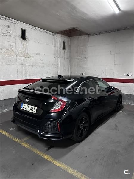 Usado Honda Civic Elegance 129 CV (94 kW) 2018 Negro Berlina