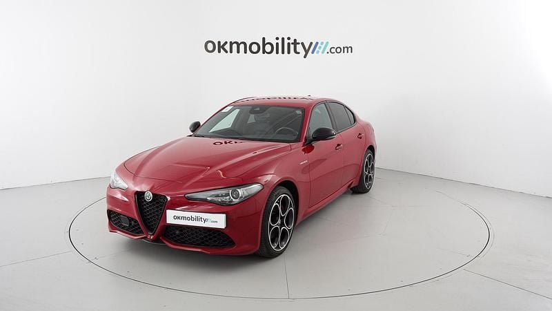 Rojo alfa Usado 2022 Alfa Romeo Giulia Veloce Berlina | 38.520 € (Super precio) - Imagen 1/4