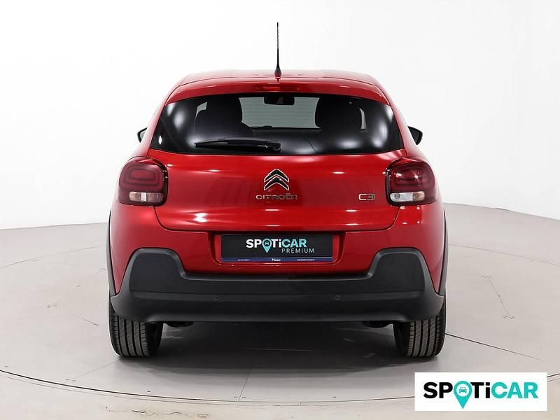 Usado Citroën C3 PureTech 110 CV (80 kW) 2024 Rojo Utilitario
