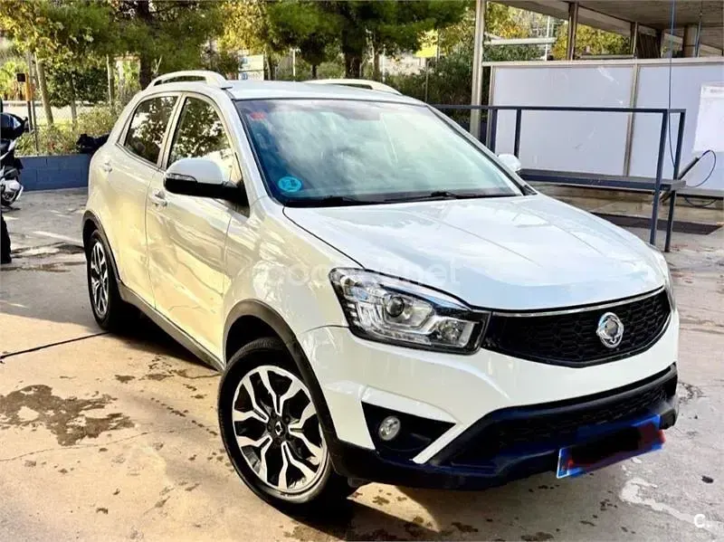 Usado SsangYong Korando Limited 178 CV (130 kW) 2016 Blanco SUV