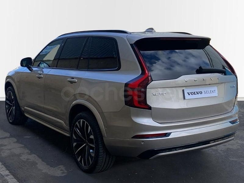 Usado Volvo XC90 Plus 455 CV (334 kW) 2025 Gris / plata SUV