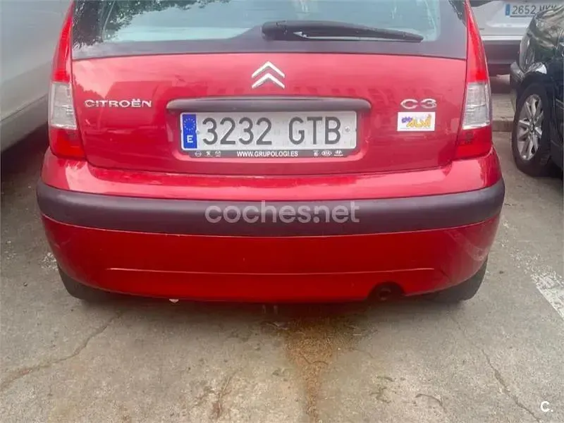 Usado Citroën C3 75 CV (55 kW) 2010 Rojo Berlina