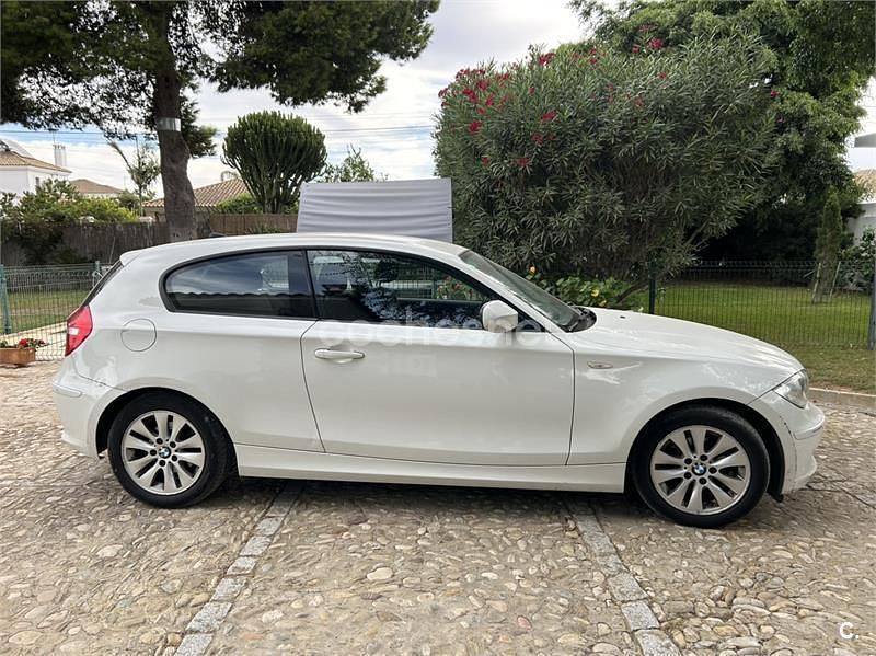 Blanco Usado 2009 BMW 116 Utilitario | 6000 € (Super precio) - Imagen 1/4