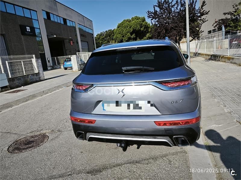 Usado DS Automobiles DS7 Crossback So Chic 180 CV (132 kW) 2020 Gris / plata SUV