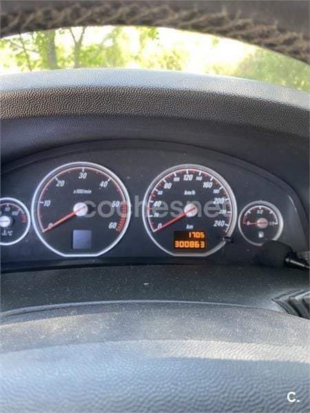 Negro Usado 2005 Opel Vectra GTS Berlina | 3000 € - Imagen 1/1