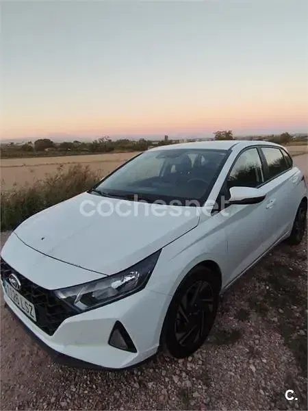 Usado Hyundai i20 Active 100 CV (73 kW) 2021 Blanco Utilitario