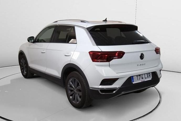 Usado VW T-Roc Sport 150 CV (110 kW) 2022 Gris SUV
