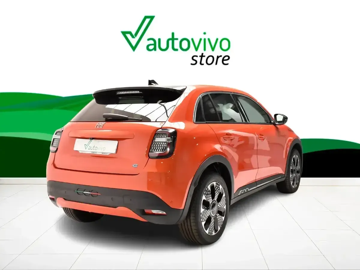 Nuevo Fiat 600E La Prima 114 kW (156 CV) 2025 Naranja SUV