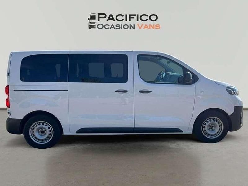 Usado Toyota Proace 145 CV (106 kW) 2023 Blanco Monovolumen
